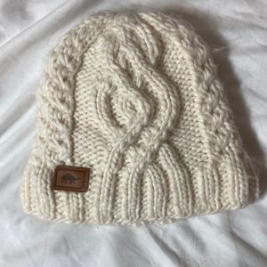 Turtlefur White Beanie